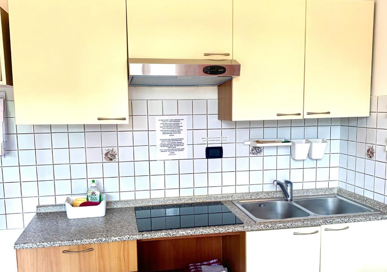 Gardalakeapartment A シルミオーネ エクステリア 写真