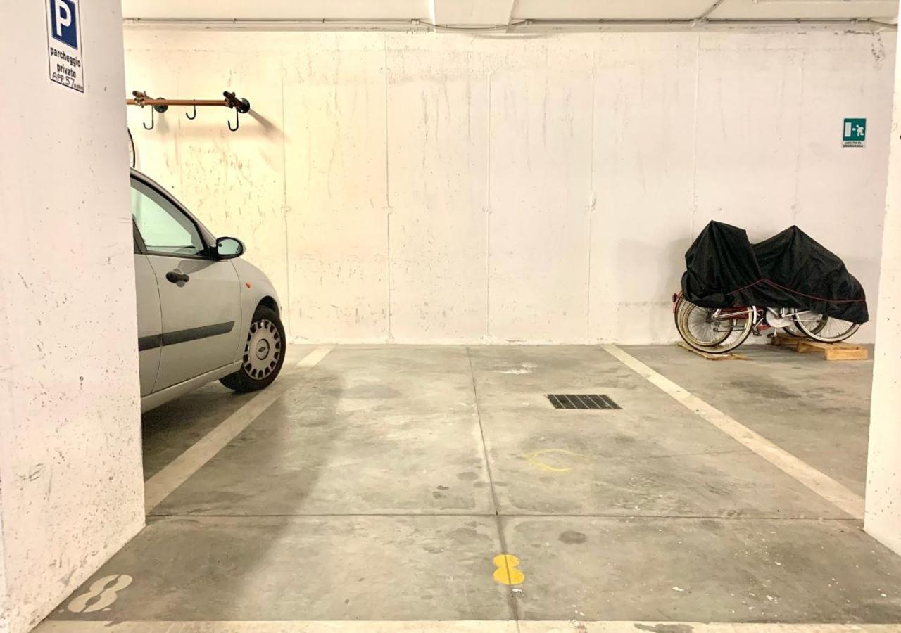 Gardalakeapartment A シルミオーネ エクステリア 写真